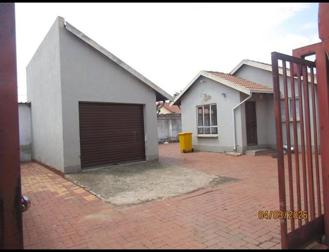3 BEDROOM PROPERTY TO RENT IN VOSLOORUS EXT 6